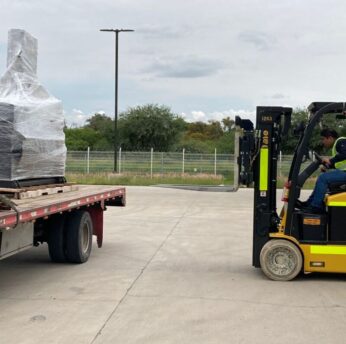 UNIDADES 1.5 Y 3.5 CAJA SECA Y PLATAFORMA